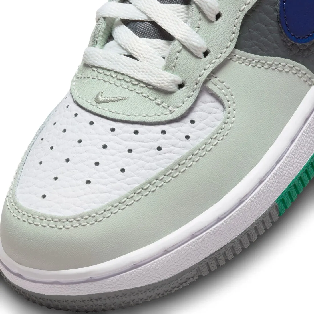 Air Force 1 Lv8 1 Bp Lifestyle Shoes