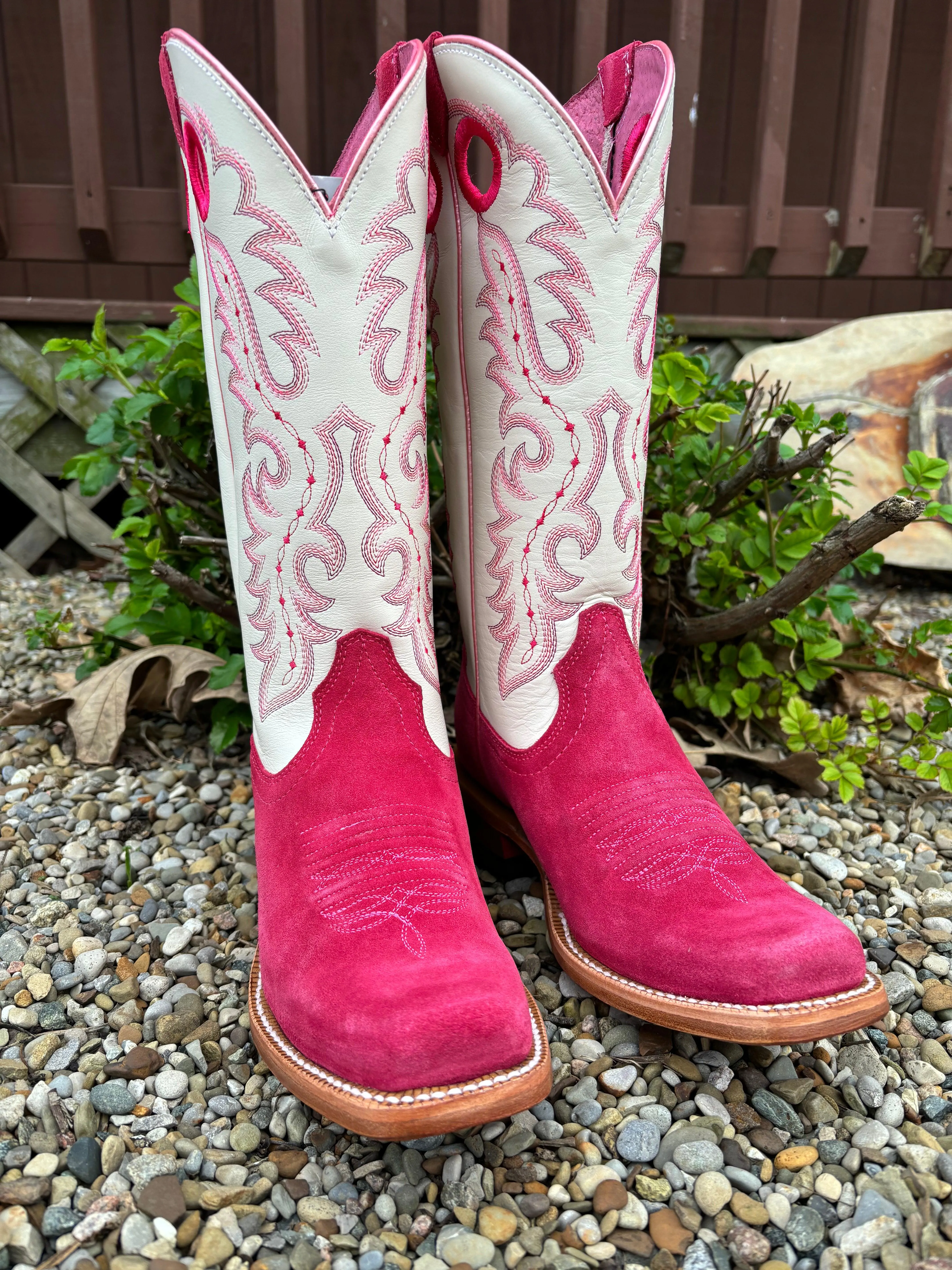 Ariat Women's Futurity Boon Deep Azalea & Blanco Roughout Cowgirl Boots 10051040