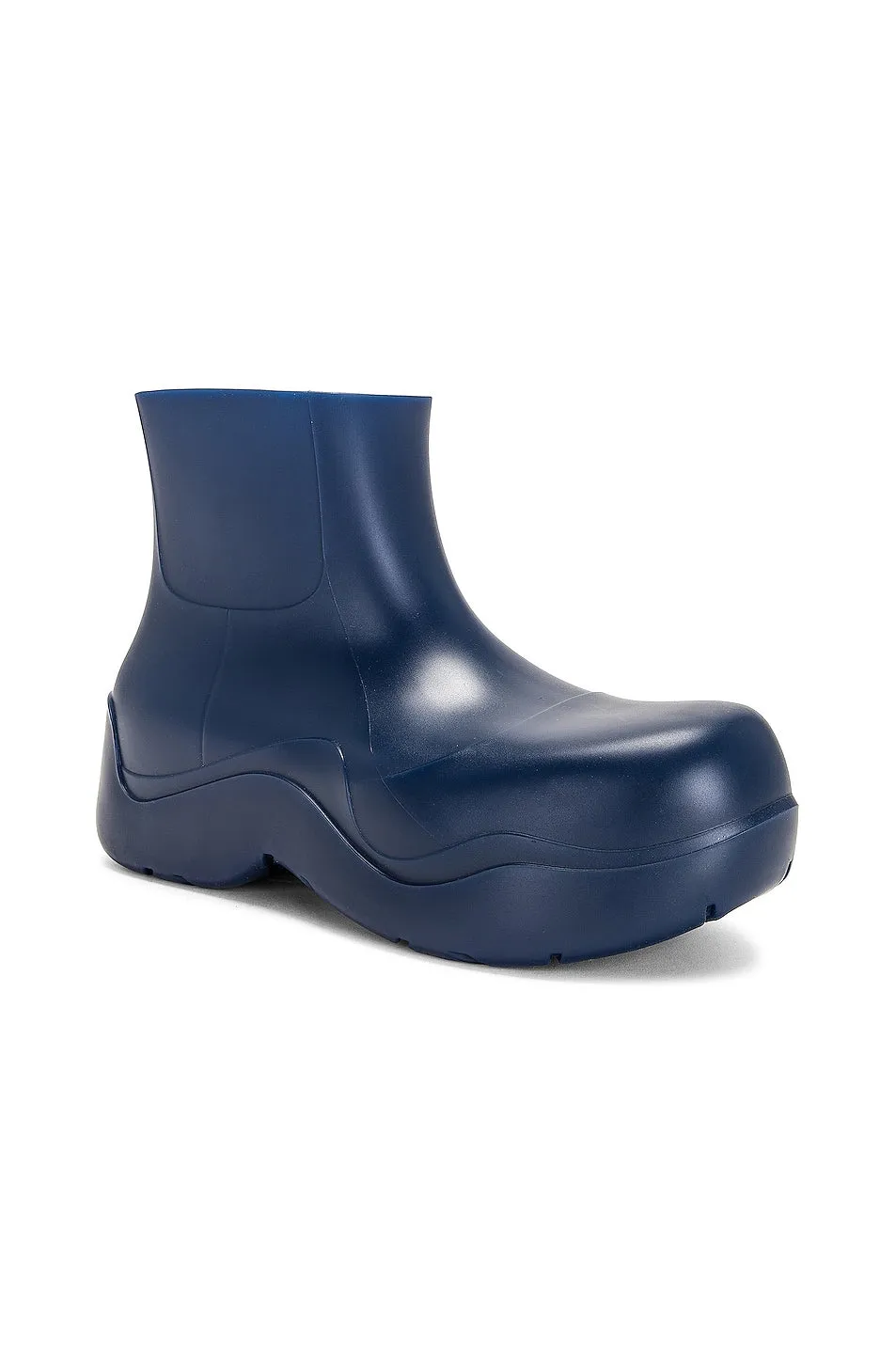 Bottega Veneta Puddle Ankle Boots, Cruise