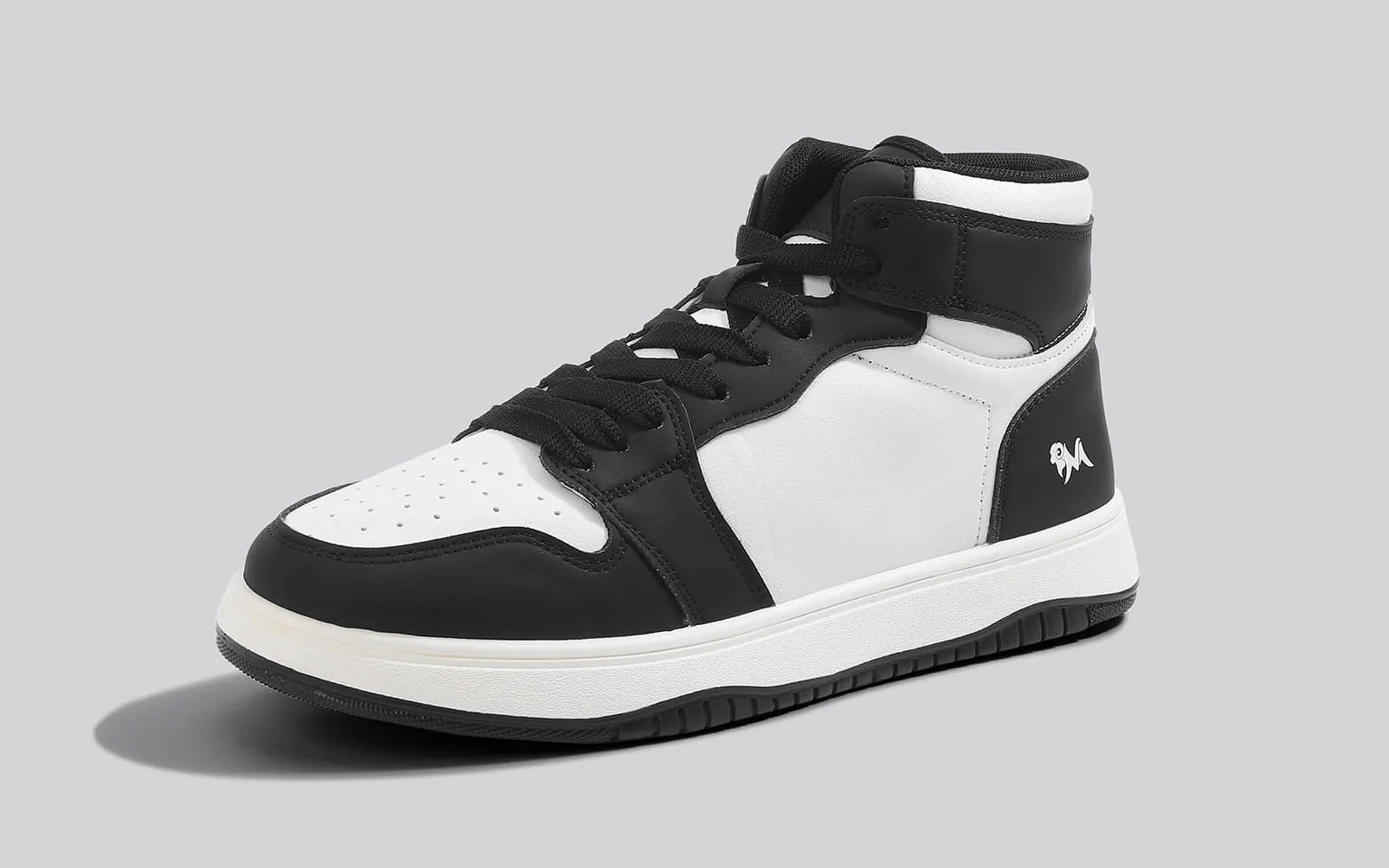 Character High Top : Black-White