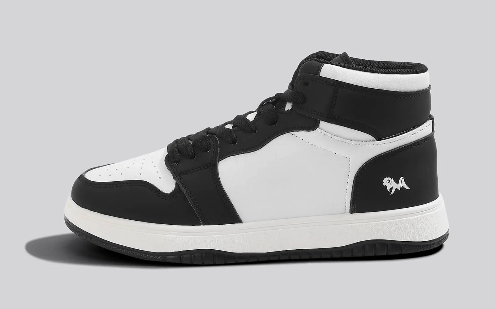 Character High Top : Black-White