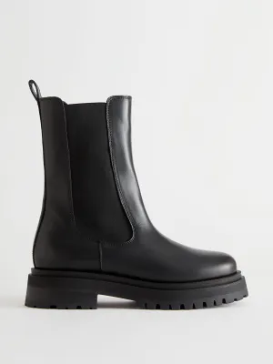 Chunky Chelsea leather boots