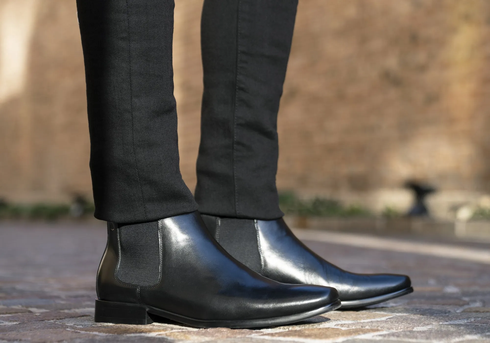 Florsheim Mens EE Extra Wide Leather Barret Plain Toe Chelsea Boots