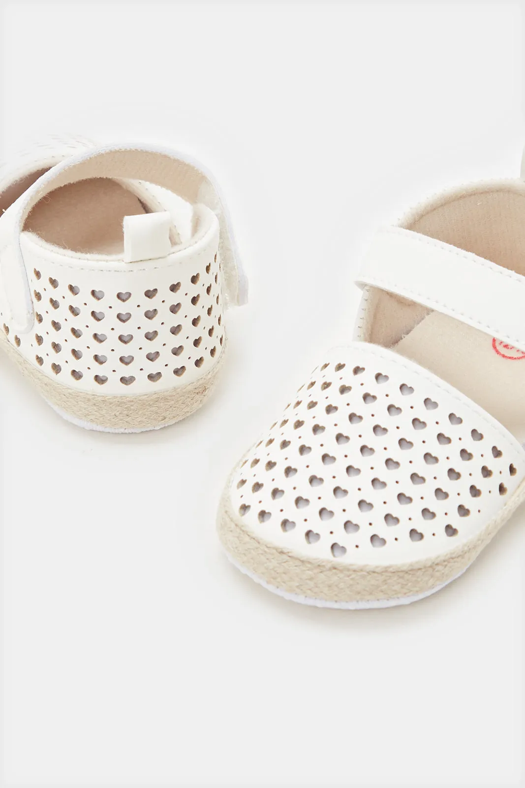 Infant Girls White Pram Shoe