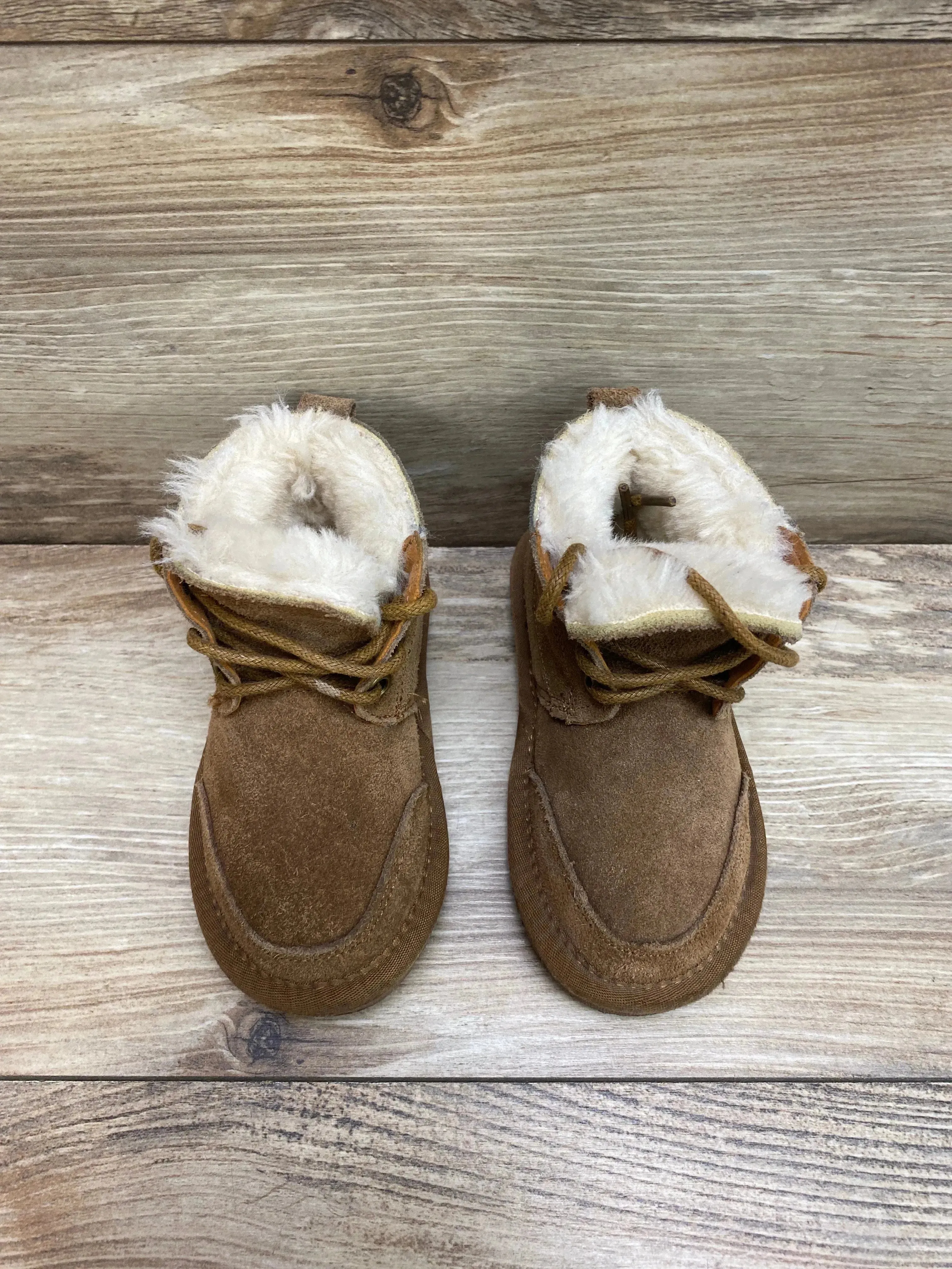 Lamo Chukka Suede Boots Chestnut Sz 7c