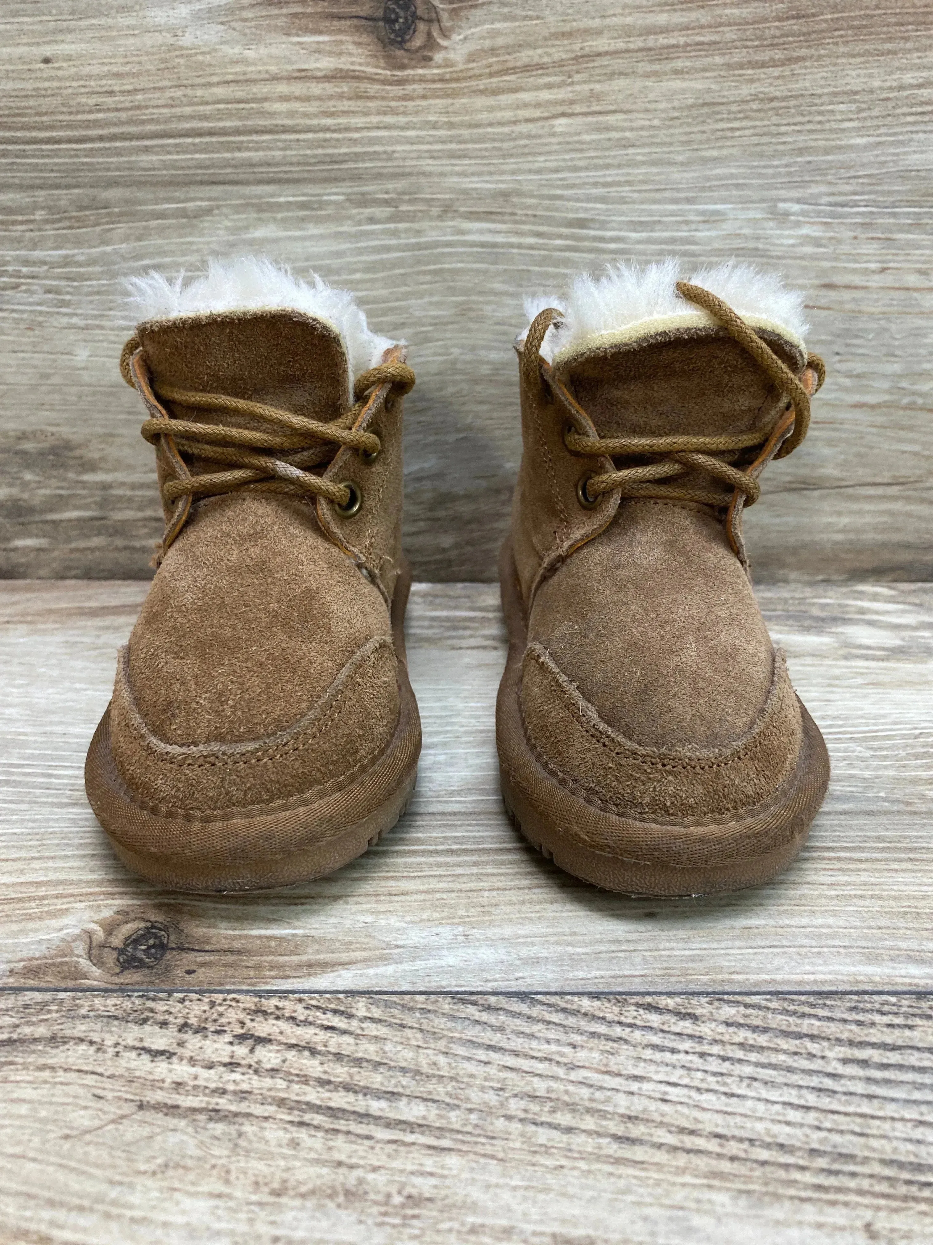 Lamo Chukka Suede Boots Chestnut Sz 7c