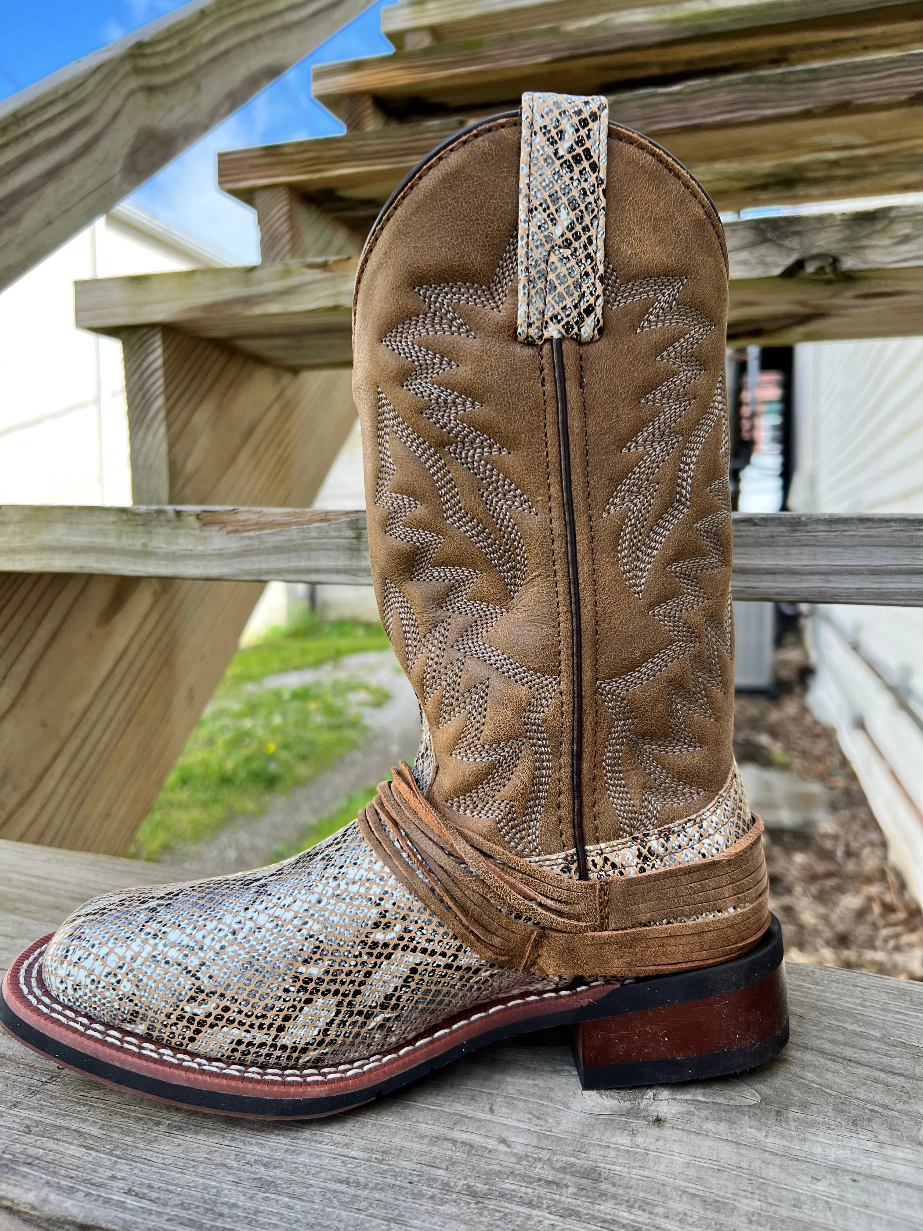 Laredo Women's Lula Tan Snake Square Toe Cowgirl Boots 5846