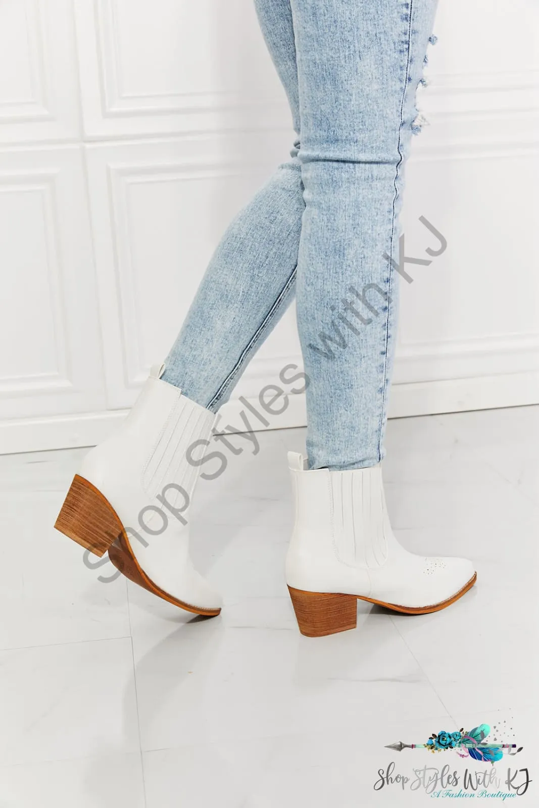 Love the Journey Stacked Heel Chelsea Boot in White