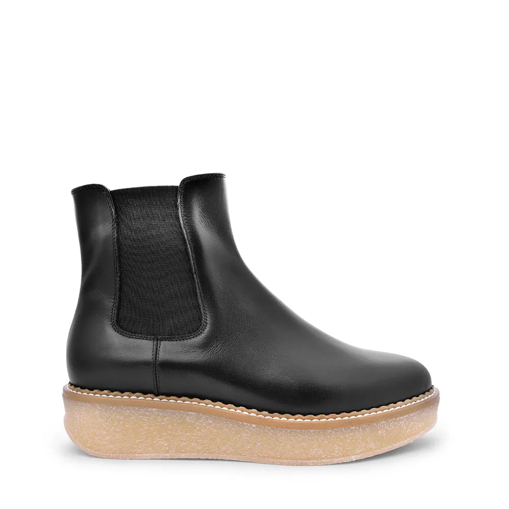 Machi Black Leather Chelsea Boots