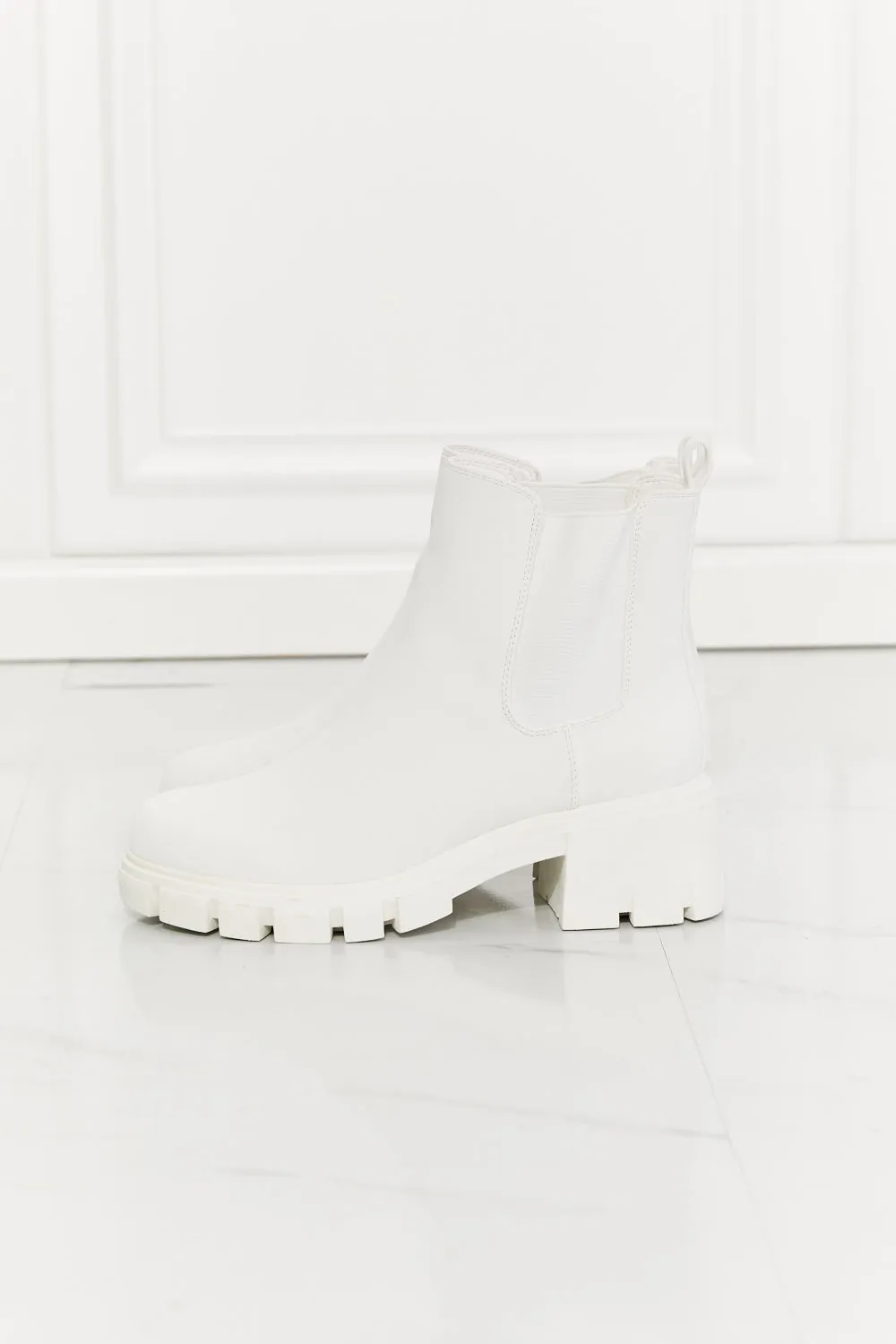 Matte Lug Sole Chelsea Boots in White