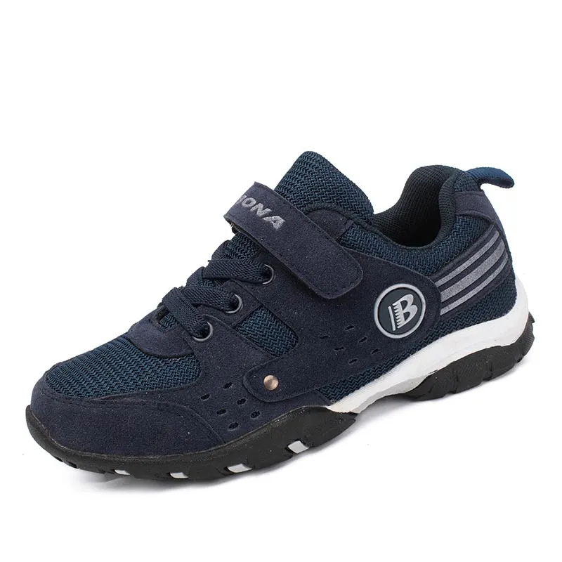 Maus Boys' Casual Sneaker