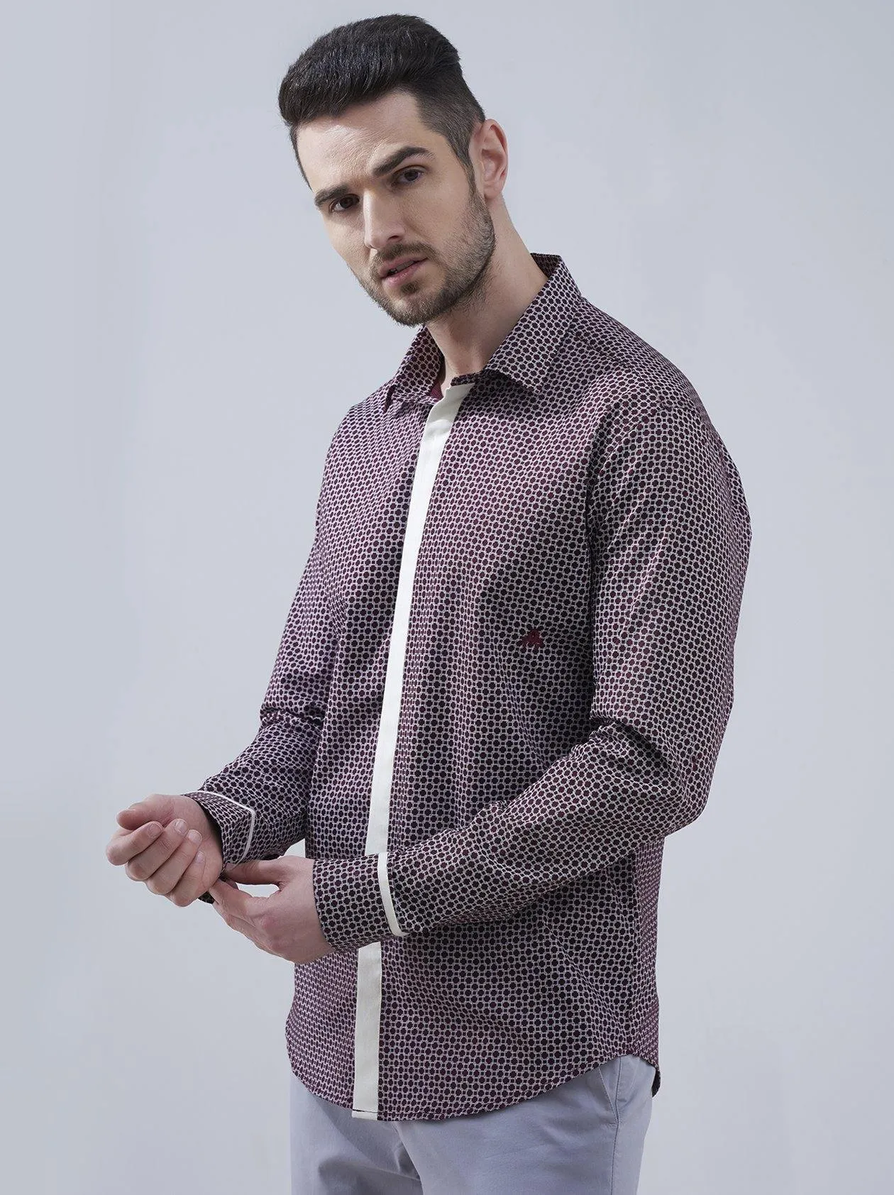 Men White and Maroon Printed Shirt (GBN6040)