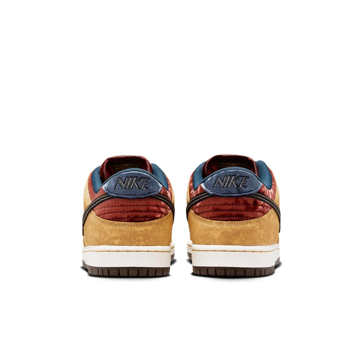 Nike SB - Dunk Low Pro Shoes City of Cinema