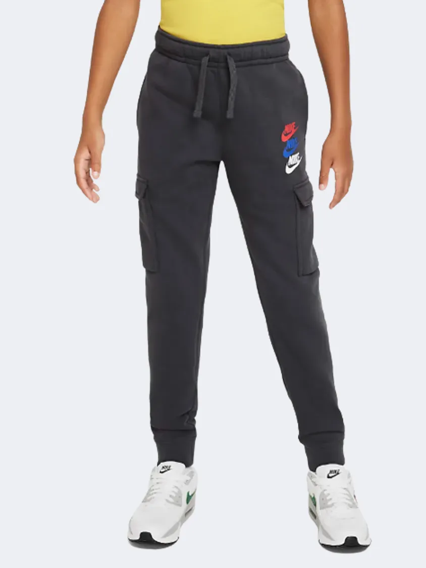 Nike Sportswear Standard Issues Boys Lifestyle Pant Smoke Grey