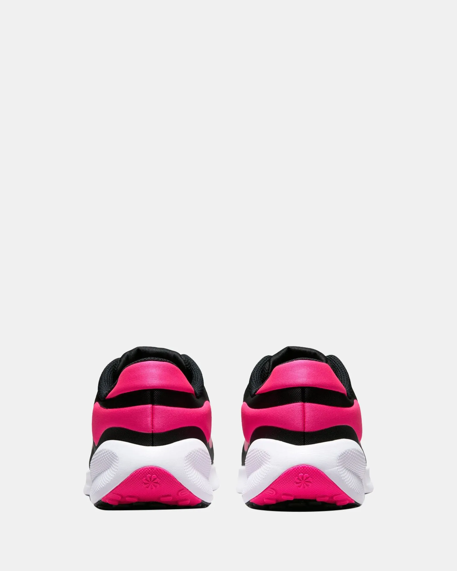 Revolution 7 Grade School Black/Hyper Pink/White