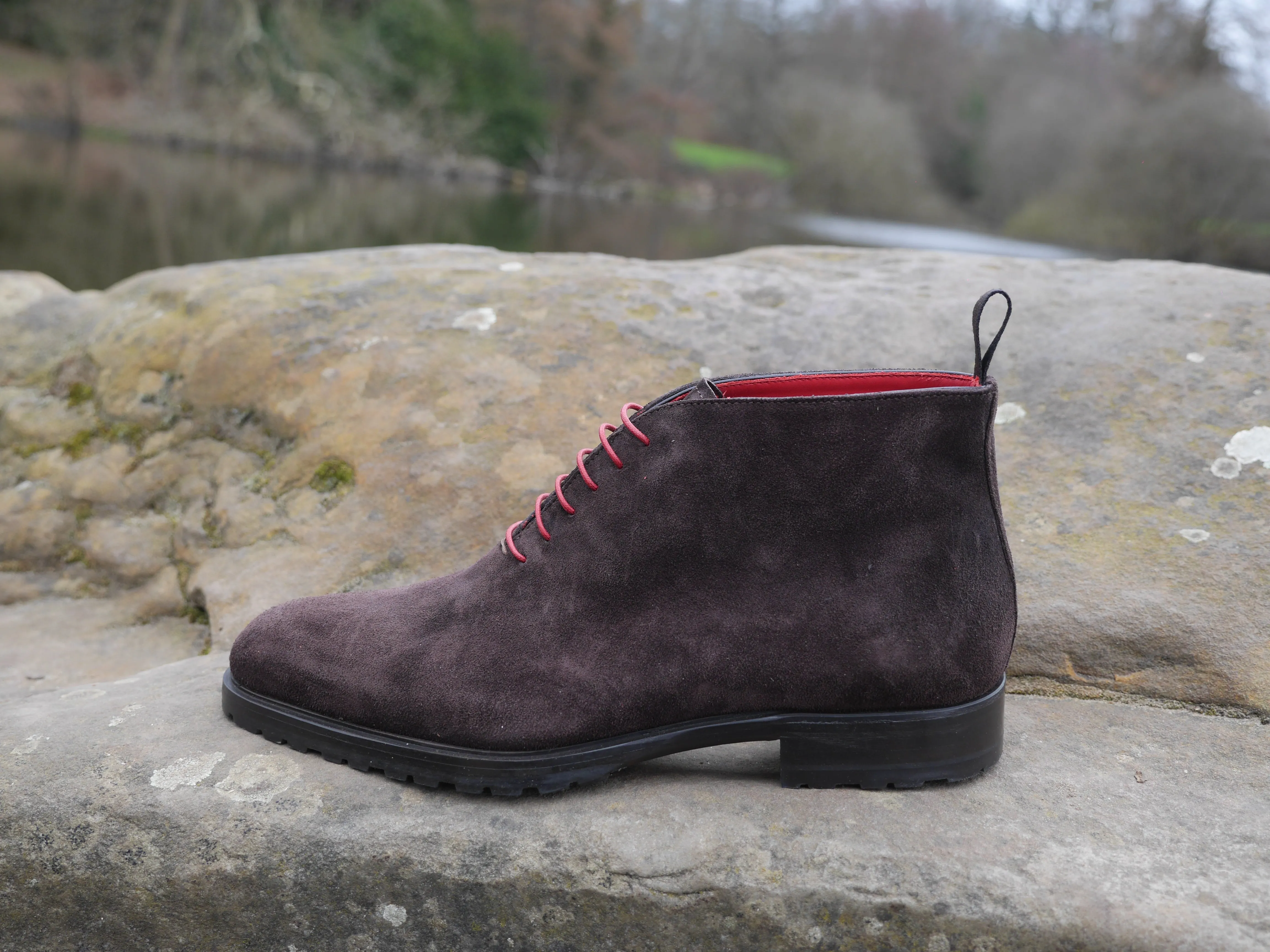 T698 - Chukka Boot Brown Suede