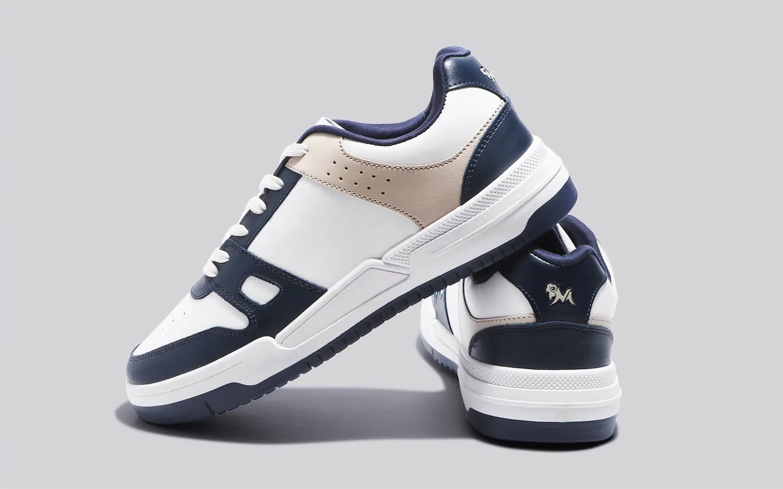 The Rockers : White/Navy