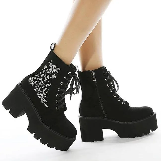 Womens ankle booties flower embroidered lace up black boots